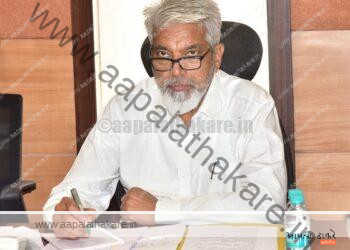 Teachers' helping hand: Primary teachers will donate one day's salary for flood victims in Maharashtra!